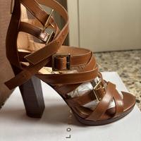 Sandali con tacco Gianni Chiarini