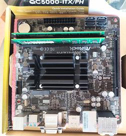 Scheda madre Mini ITX ASRock QC5000-ITX/PH + 4Gb