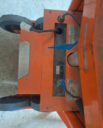 Carrello sali scale elettrico Mario carrelli