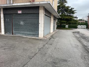 Spazio commerciale Cat C1