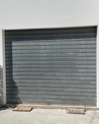 Serranda manuale 270x210