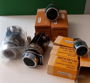 Spia o pulsante da pannello in acciaio anni 70