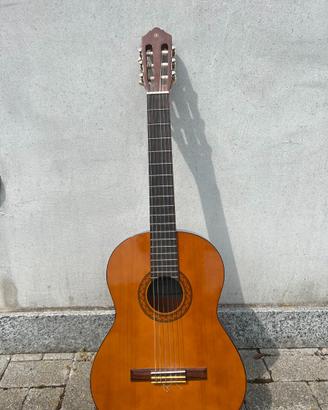 Chitarra classica Yamaha C40 – piccolo difetto