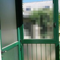 Serramenti porta e finestra verdi