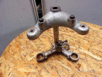 Benelli 125 250 ss piastre forcella