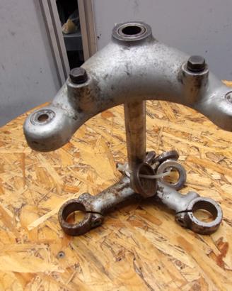 Benelli 125 250 ss piastre forcella