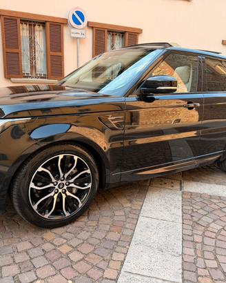 Range rover sport hse R-dynamic