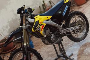 Motocross suzuki rmz 250 4t