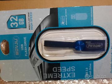 Pen drive 32gb nuova