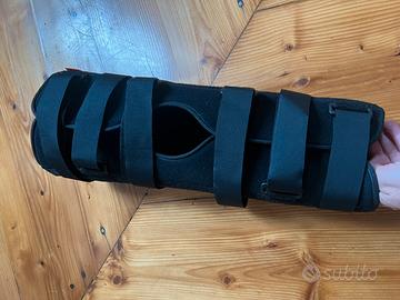 Tutore ginocchiera immobilizzatrice 0 gradi