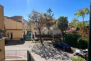 4 LOCALI A PALERMO