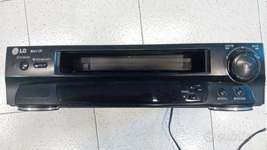 Videoregistratore VHS LG modello W411P