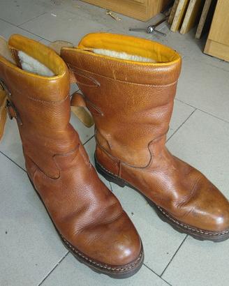 Stivali anfibi Vibram num 44 Seminuovi