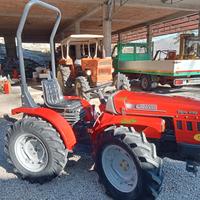 Trattore frutteto Antonio Carraro