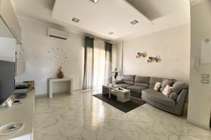 4 LOCALI A NAPOLI