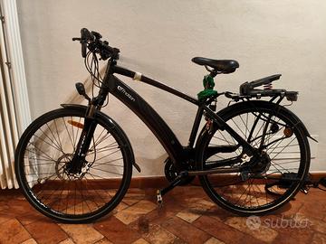 2 Bici pedalata assistita  1 Uomo + 1 Donna 