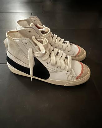 Nike Blazer Mid 77 Jumbo