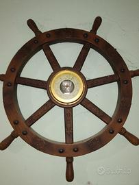 Timone in legno con barometro vintage – Stile naut