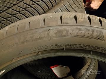 4 gomme Bridgestone  235 45 R20 