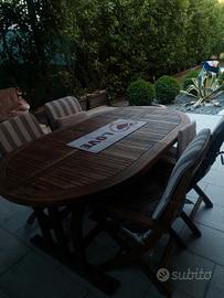 Tavolo con n.6 sedie  allungabile in legno