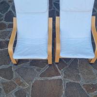 poltroncina beige Ikea con cuscino