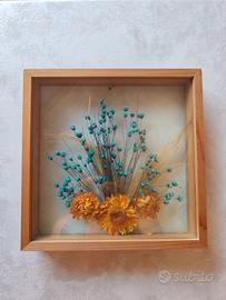 Quadro vintage con fiori secchi in cornice 3D
