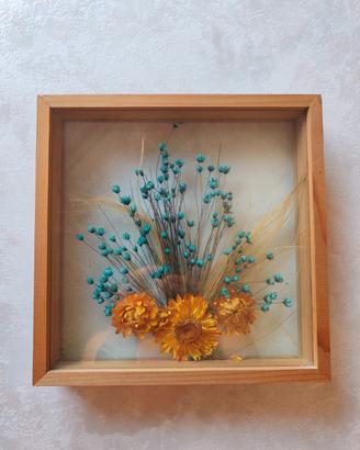 Quadro vintage con fiori secchi in cornice 3D