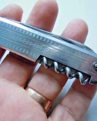 Coltello svizzero