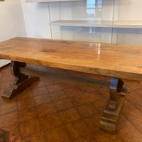 Tavolo fratino in noce massiccio