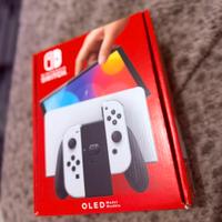 Nintendo Switch OLED + Accessori + Giochi
