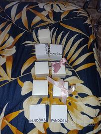 Scatola per charm pandora 