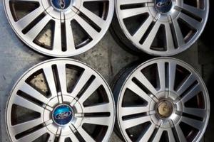 4 Cerchi in lega ford "16
