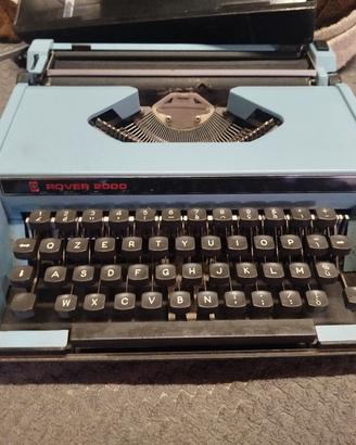 macchina da scrivere vintage 
