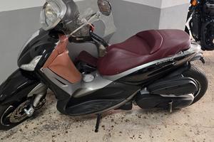 Piaggio Beverly 350 Sport Touring Incidentato