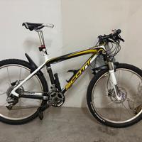 Mtb Scott in carbonio