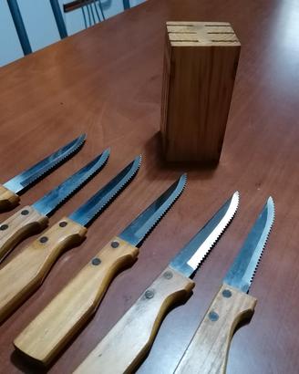 set di coltelli 