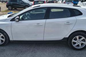 VOLVO v40 CROSS COUNTRY