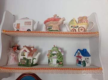 6 Teiere + Mensola