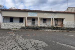 Locale ad uso commerciale