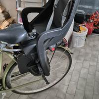 seggiolino per bicicletta.