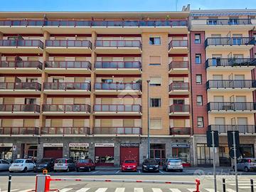3 LOCALI A TORINO
