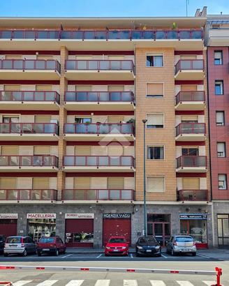 3 LOCALI A TORINO