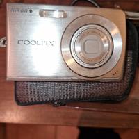 NIKON COOLPIX