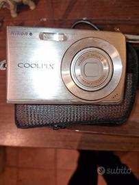 NIKON COOLPIX