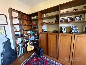 Mobile componibile in legno massello