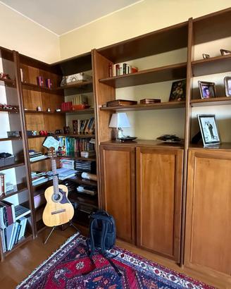 Mobile componibile in legno massello