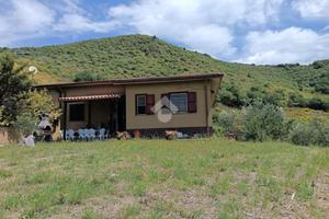 PORZIONE DI BIFAMILIARE A SALISANO