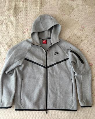 Nike tech felpa prezzo trattabile