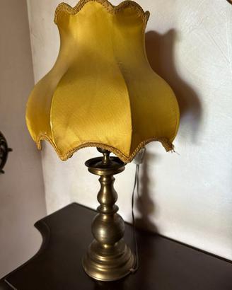 lampada da tavolo in ottone anni 60