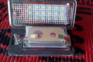 Luce targa Led per Audi A3 A4 A6 A8 Q7 omologata